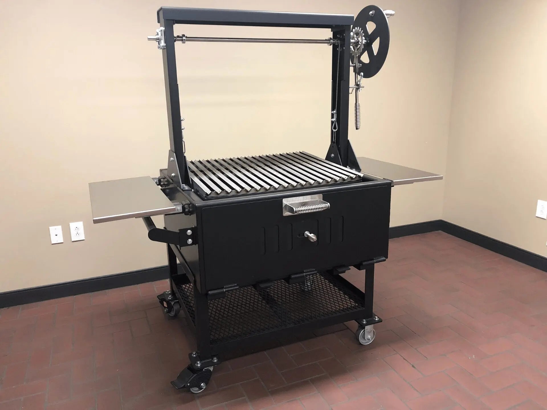 SMG 36 Santa Maria Grill